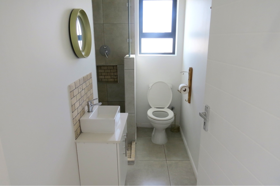 3 Bedroom Property for Sale in Golden Mile Western Cape